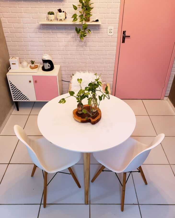 Foto de mesa para apartamento pequeno 31 - 32