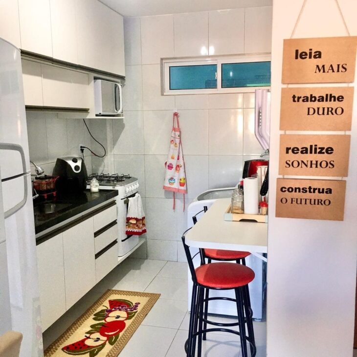 Foto de mesa para apartamento pequeno 43 - 44