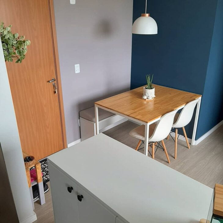 Foto de mesa para apartamento pequeno 56 - 57