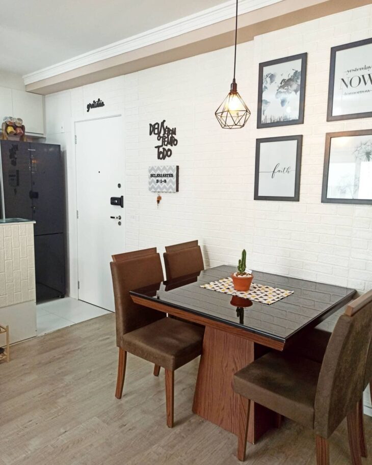 Foto de mesa para apartamento pequeno 9 - 10