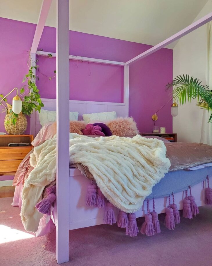 Foto de quarto roxo 20 - 32