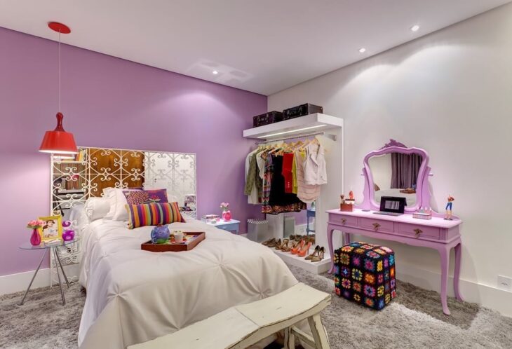 Foto de quarto roxo 82 - 86