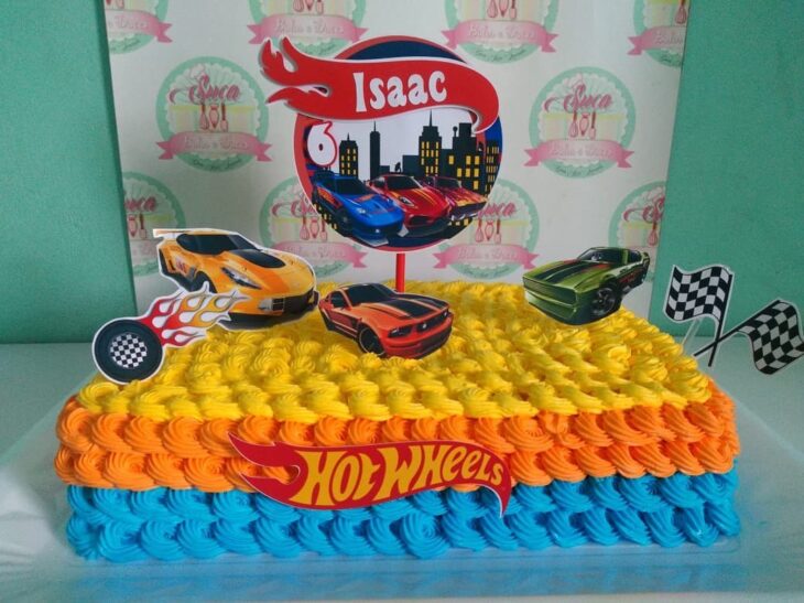 Foto de bolo hot wheels 60 - 63