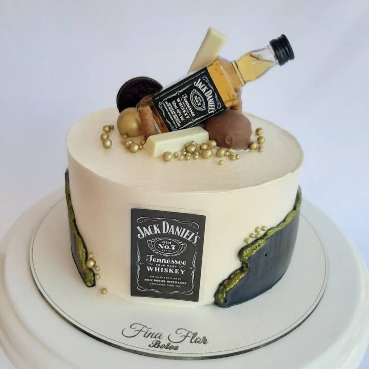 Foto de bolo jack daniels 1 - 4