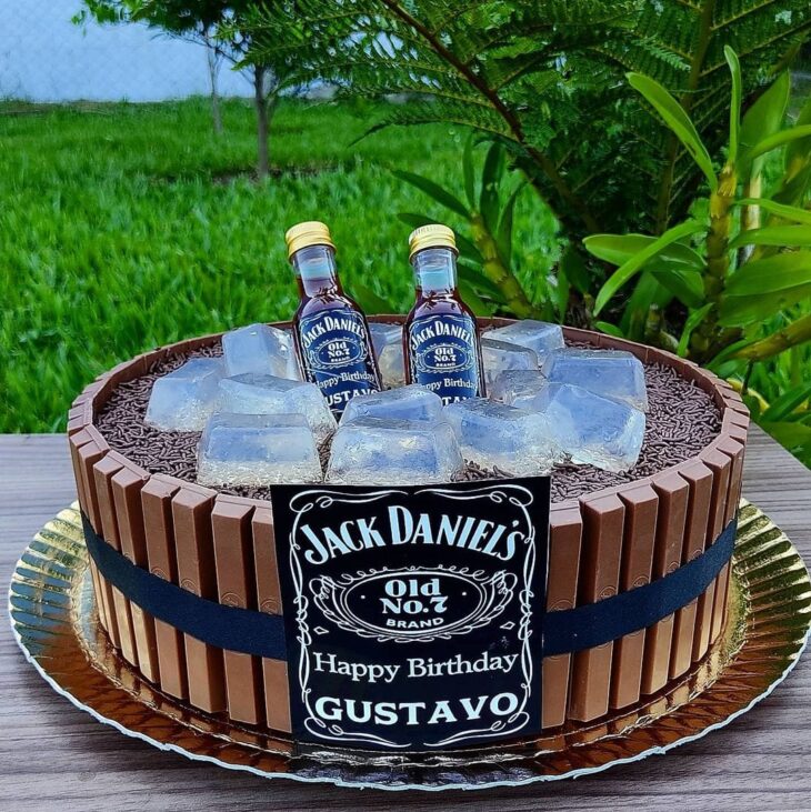 Foto de bolo jack daniels 27 - 30