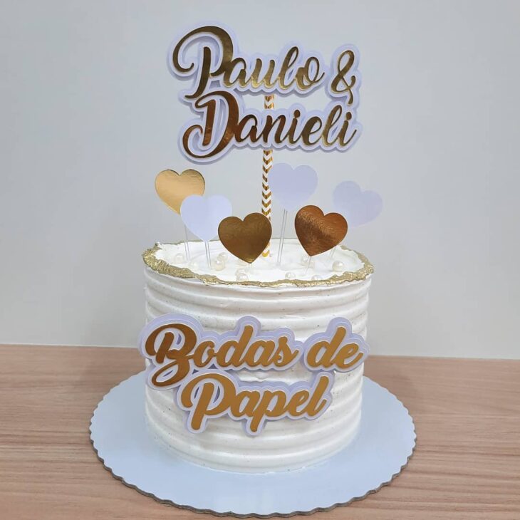 Foto de bolo bodas de papel 11 - 14