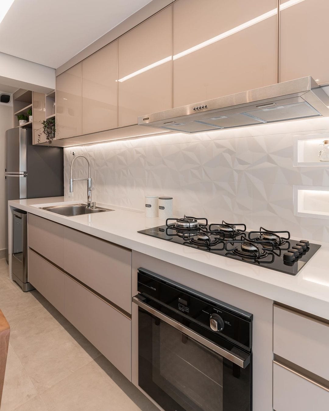 Cozinha bege: 70 fotos para um ambiente neutro e elegante