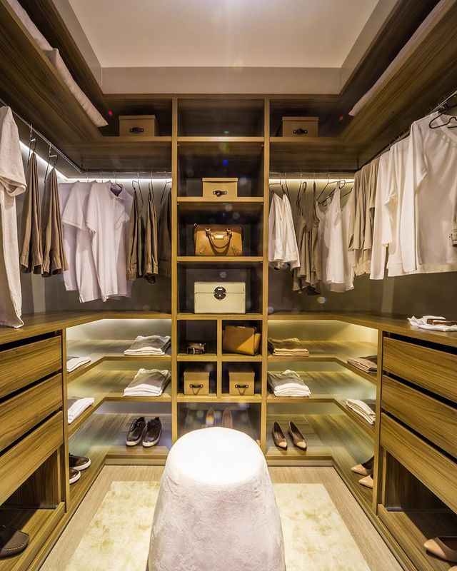 Foto de closet aberto 10 - 13