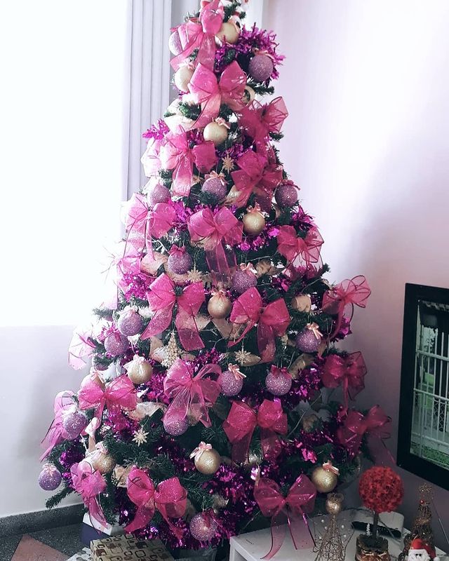 Foto de arvore de natal rosa 58 - 61