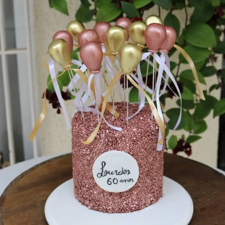 Foto de bolo de 60 anos 15 - 18