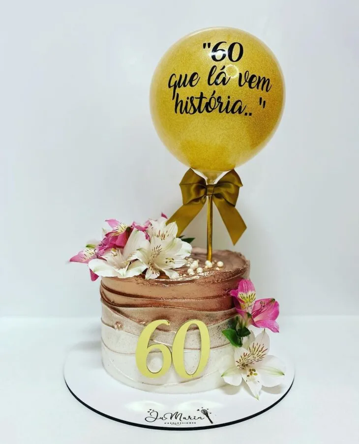 Foto de bolo de 60 anos 38 - 41
