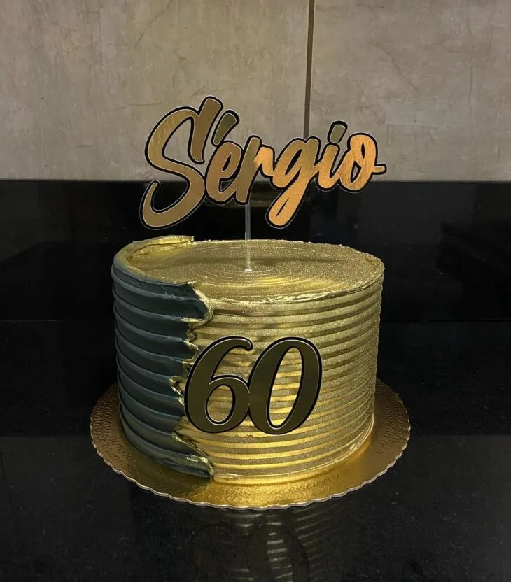 Foto de bolo de 60 anos 43 - 46