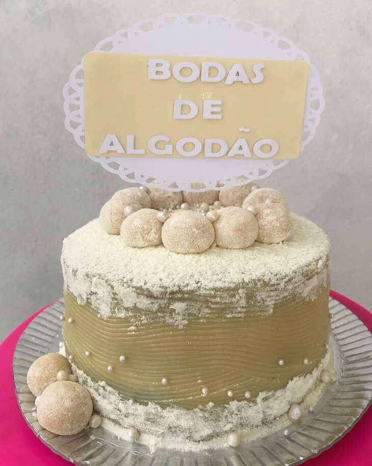 Foto de bolo bodas de algodao 48 - 51