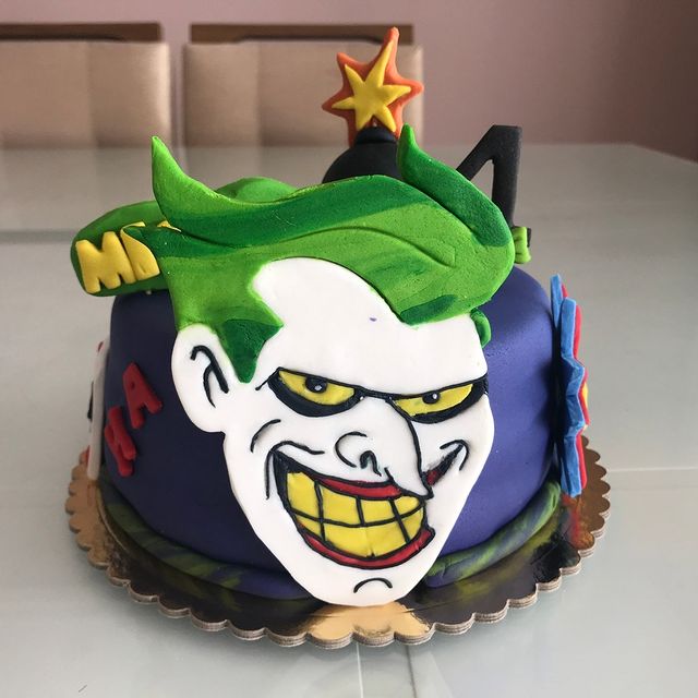 Foto de bolo do coringa 37 - 37