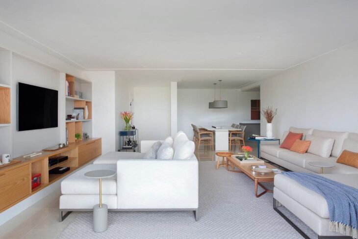 Foto de sala de estar e jantar integradas 24 - 24