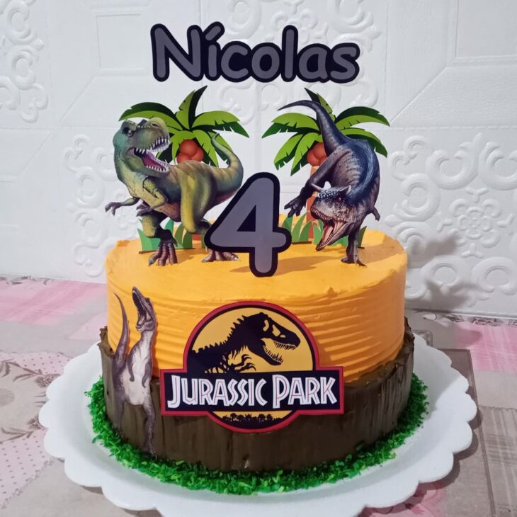 Foto de bolo jurassic park 12 - 14