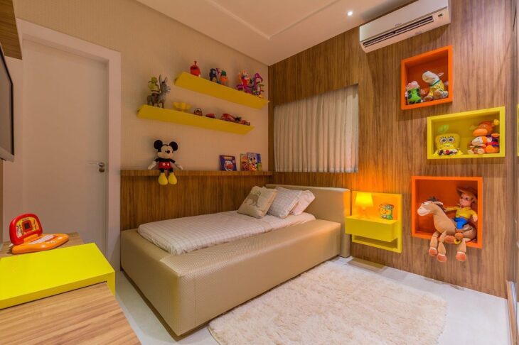 Foto de quarto amarelo 33 - 33