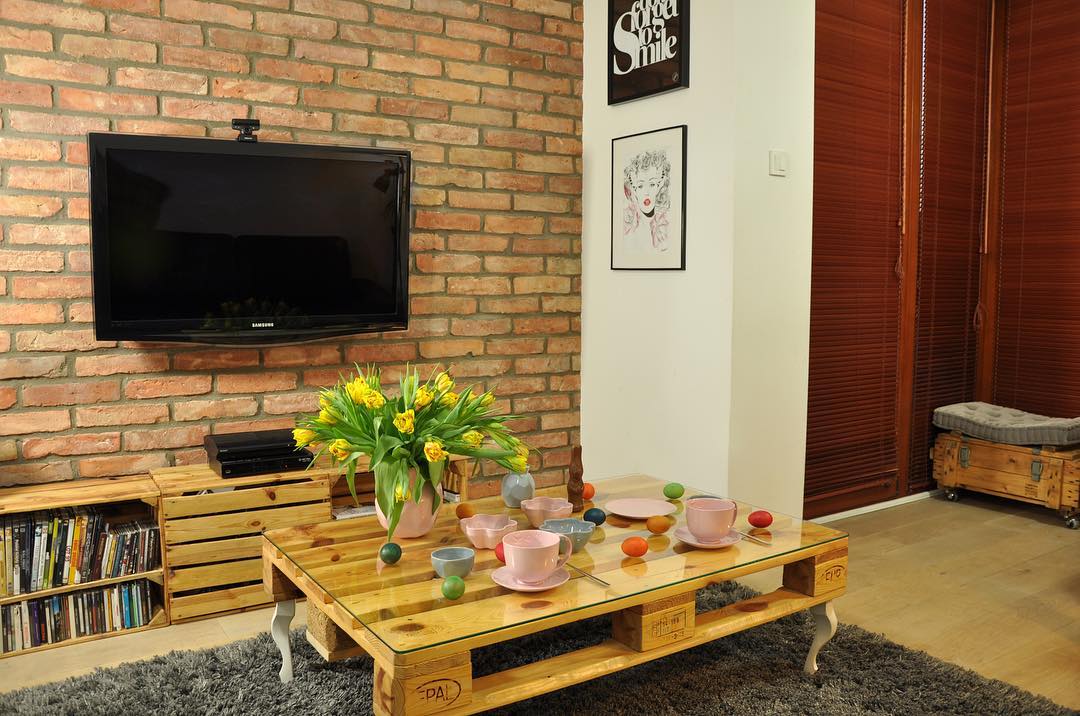 Foto de mesa de pallet 35 - 36