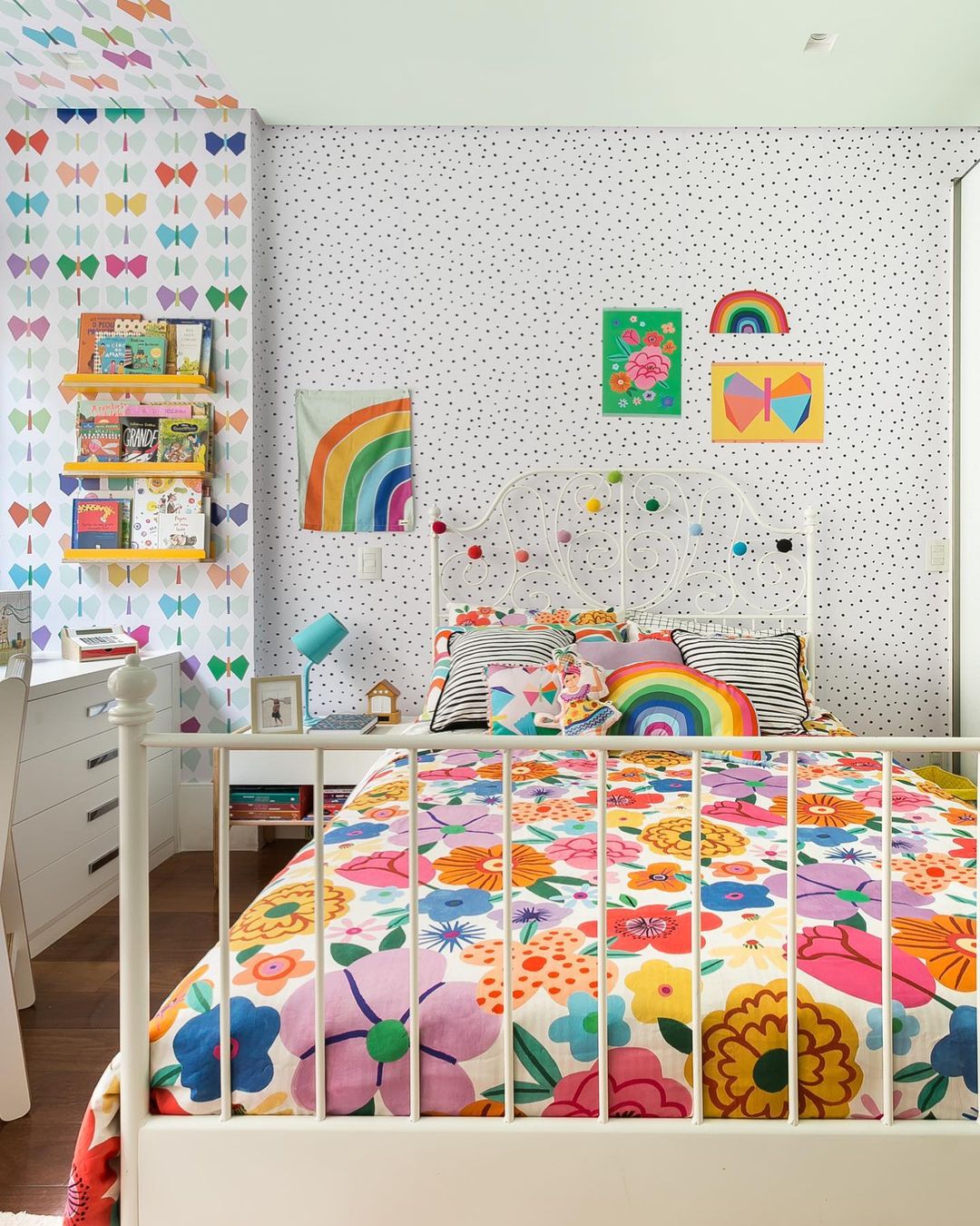 Foto de papel de parede para quarto feminino 41 - 40