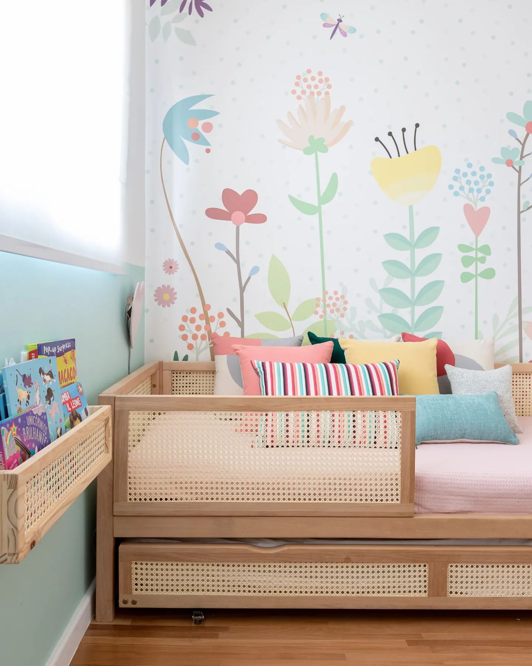 papel de parede para quarto feminino infantil