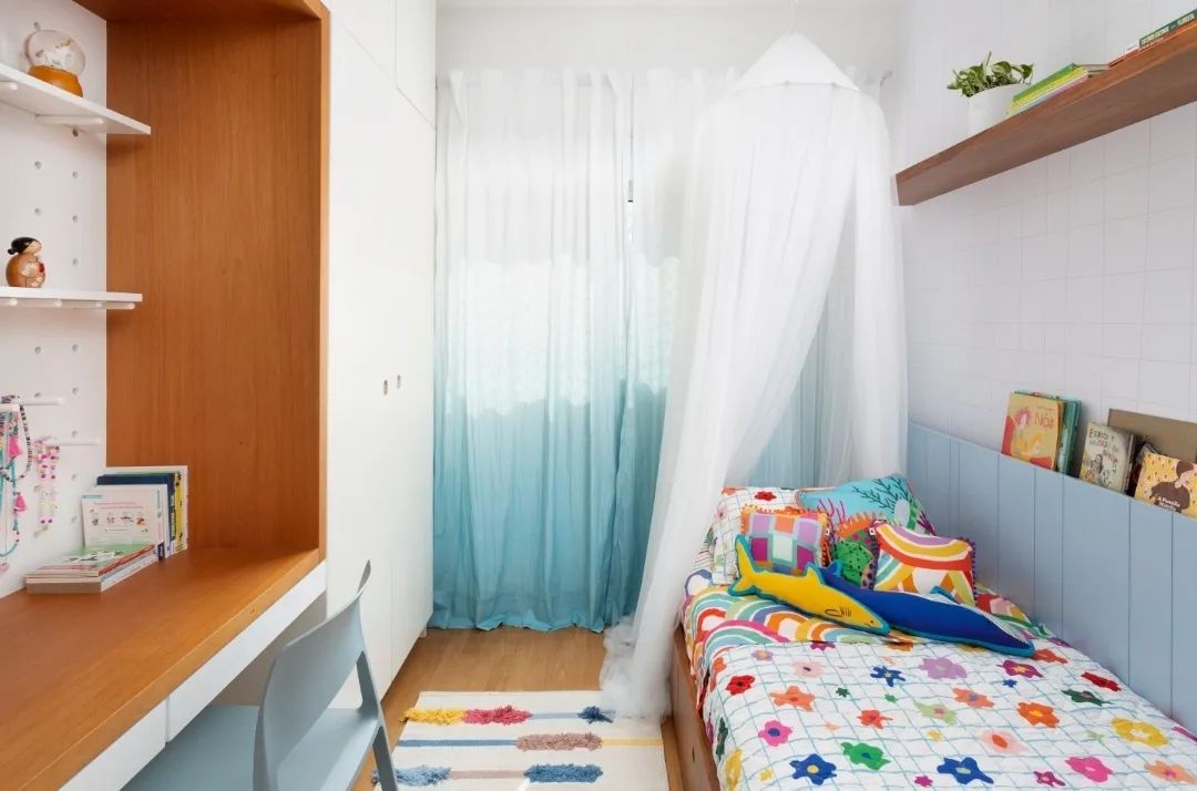 Foto de quarto de menina 58 - 48