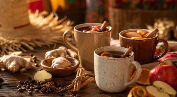 6 versões de quentão para variar do tradicional ao café