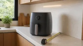 Qual tamanho de air fryer cabe na sua rotina e na bancada?