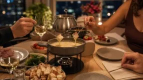 Fondue em casa: como preparar queijo, carne e chocolate no ponto