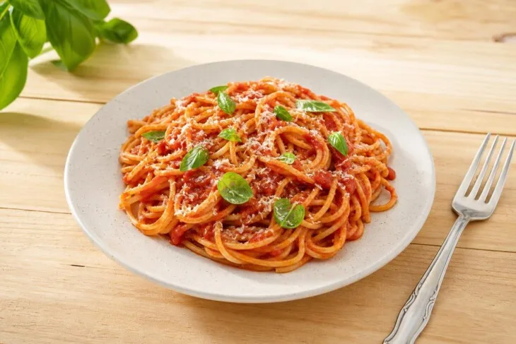 O molho não pega no macarrão? O erro comum que deixa o prato aguado